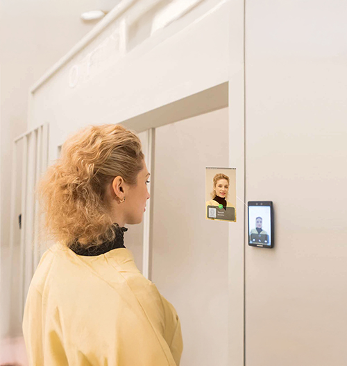 Revolutionize Time Management with Smart Timekeeping Systems